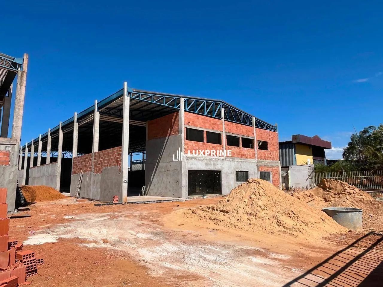 Galpão na 912 sul para locação com 1.100m2