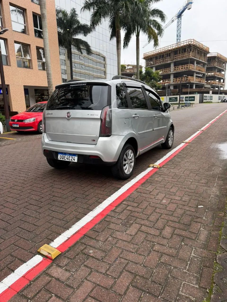 Fiat Idea Attractive 1.4 Fire Flex 8V 5P 2014 - Foto 5