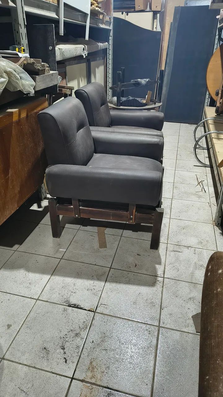 Poltronas antigas, precisando de restauro - Foto 2