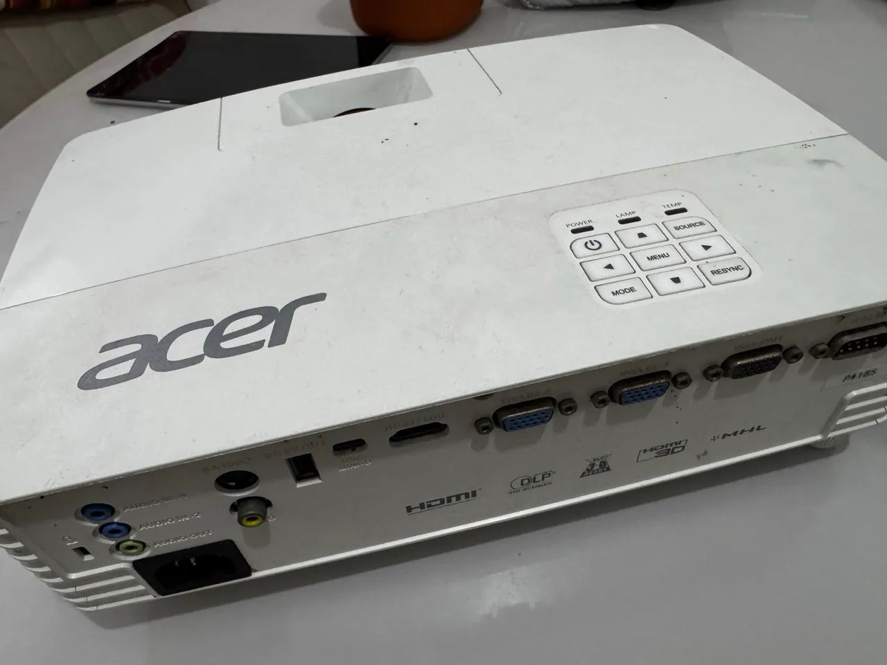 projetor Acer P1185