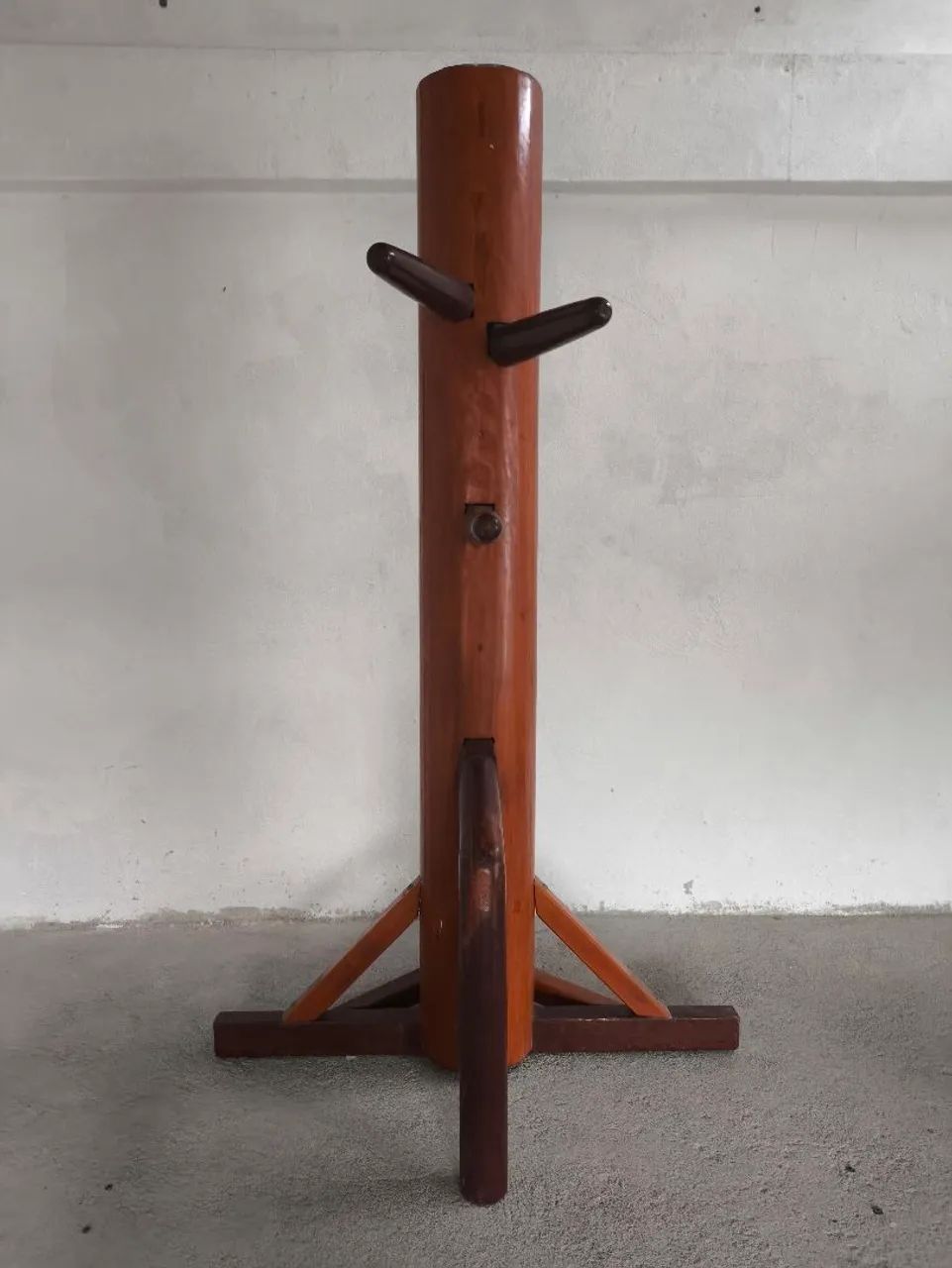 Vendo boneco de madeira  mudjong