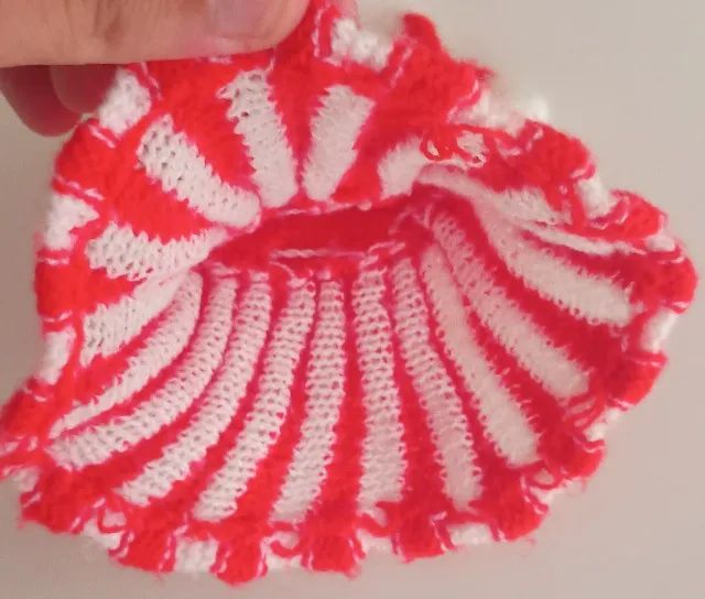 Roupa Para Boneca - Vestido Vermelho e Branco (Antigo) - Foto 4
