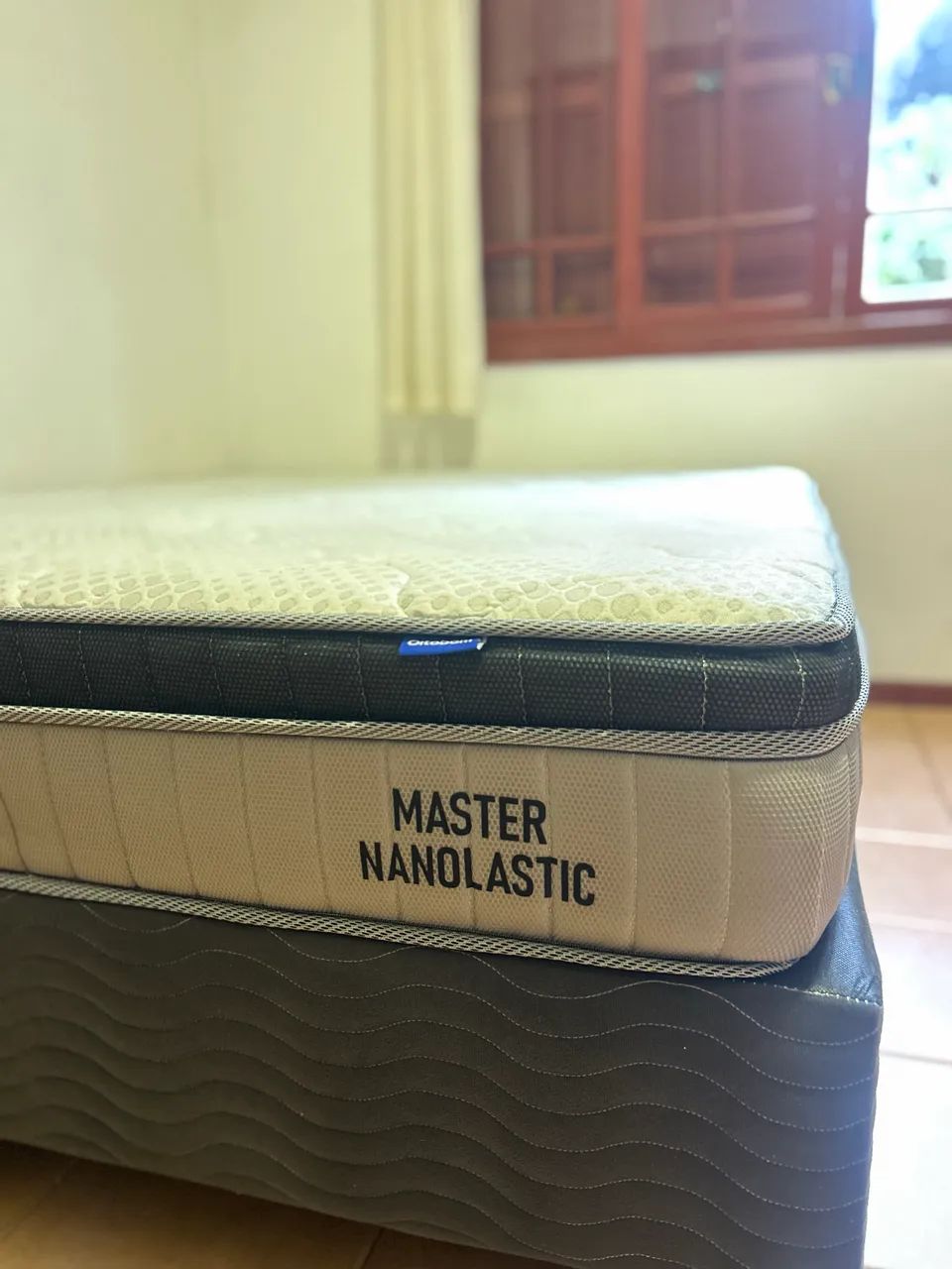 CAMA BOX QUEEN COLCHÃO ORTOBOM - Novinha  