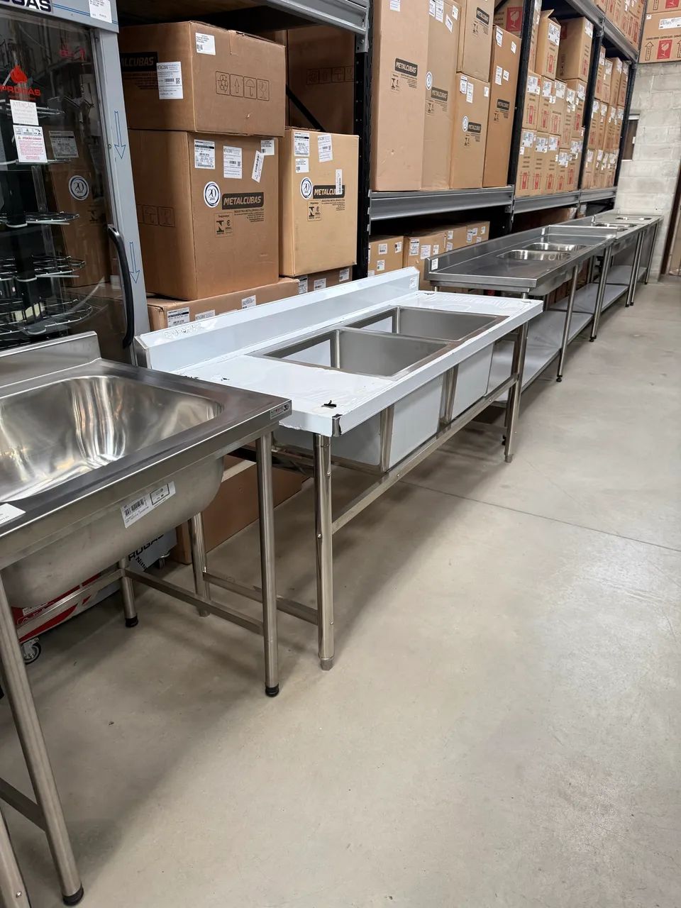 MESA TANQUE INOX COM 1 CUBA CENTRAL 700x700x850mm - Foto 5
