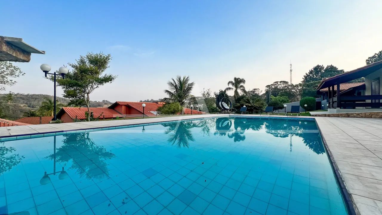 Casa estilo chácara em condomínio com 1.850m², piscina e 3 suítes - Foto 5
