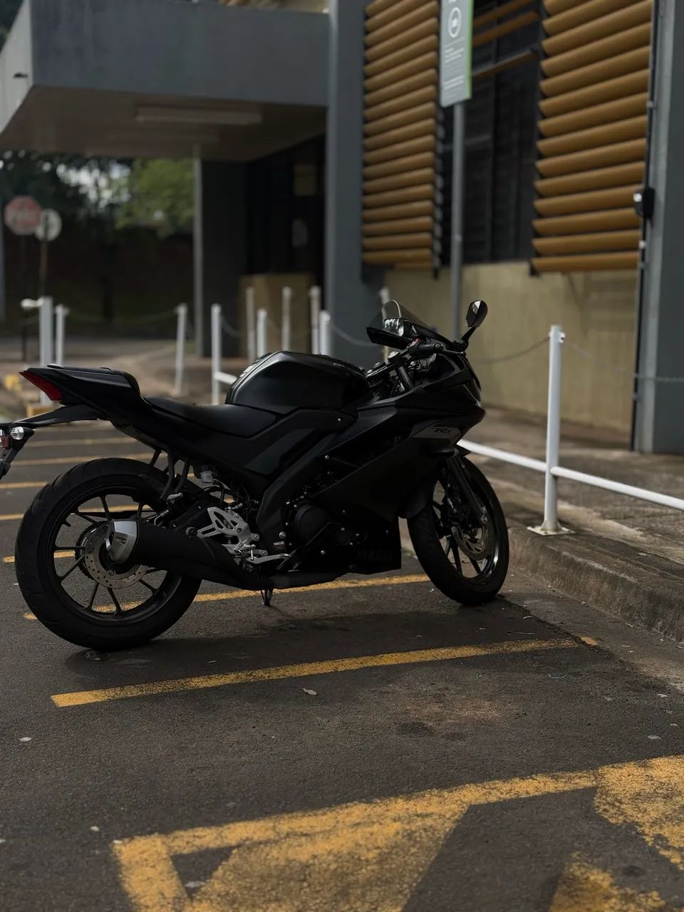 Yamaha R15 ABS - Foto 3