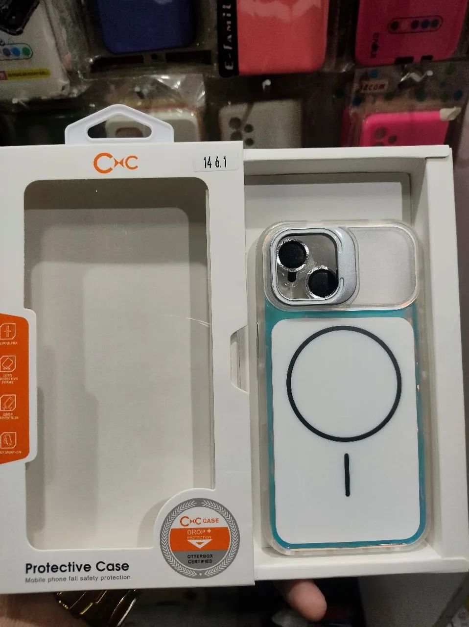 Case modelo Premium com película da câmera e magsafe  - Foto 2
