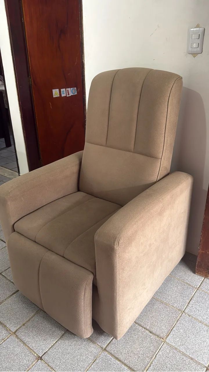 Poltrona reclinável  - Foto 2