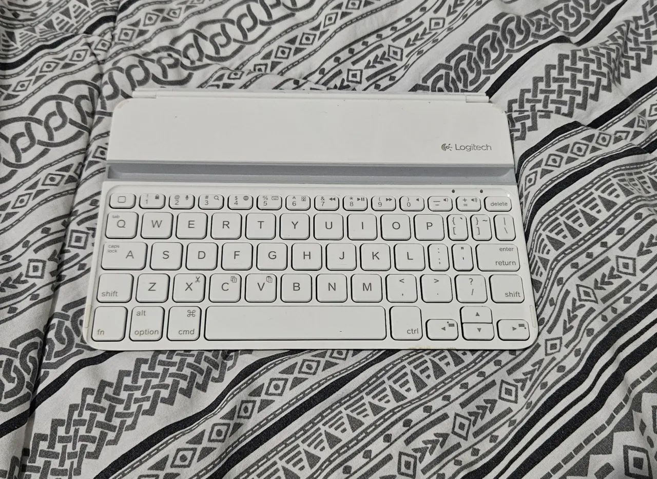 TECLADO LOGITECH ULTRATHIN MINI PARA IPAD
