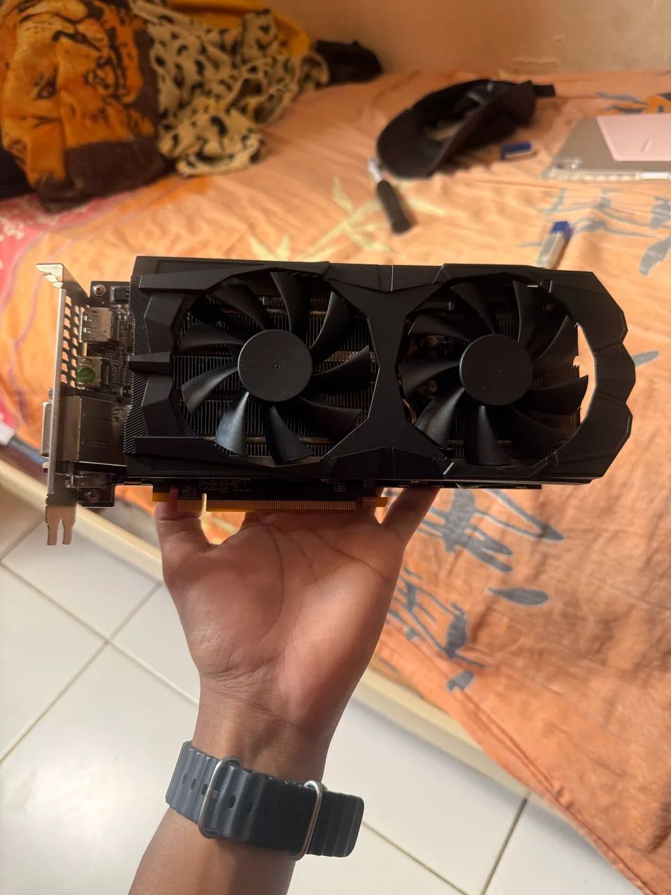 rx 570 com defeito  - Foto 3