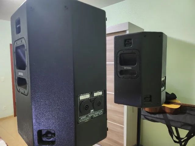 02 Caixas de Som Antera TS 400, com pedestal, e 20 mt cabo - Foto 4