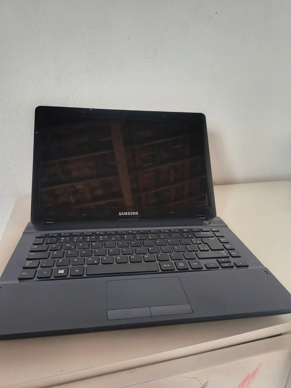 Vendo Notebook Windows 11 - Foto 2