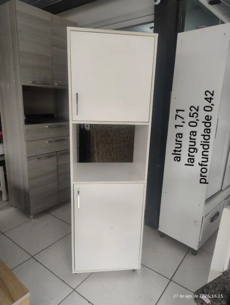 ARMÁRIO EM MDF 