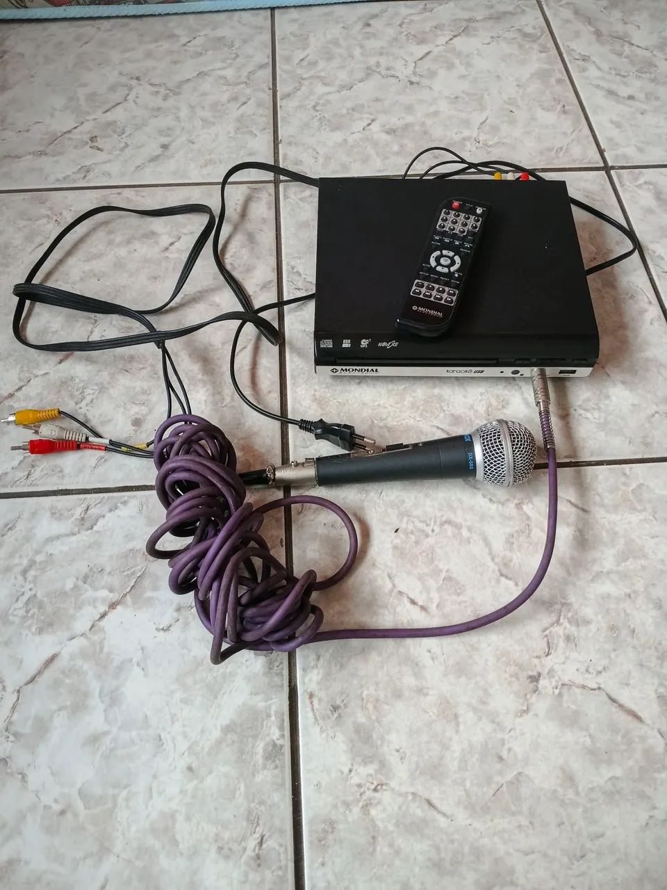 Karaoke com microfone  - Foto 3
