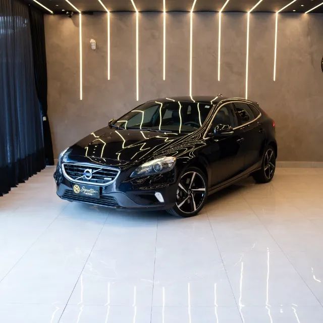 Volvo V40 2014