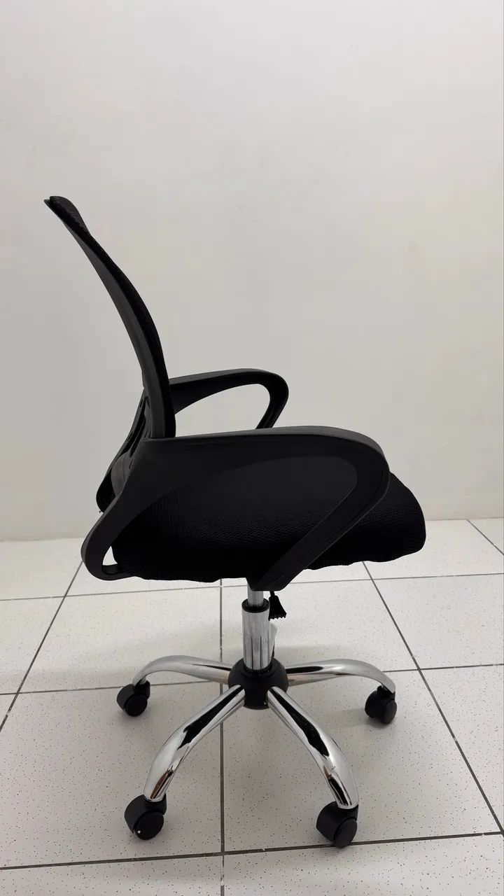 Cadeira de escritório nova - Foto 3