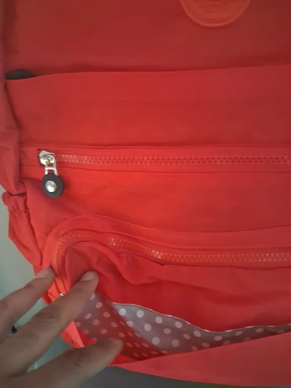 Mochila Tactel Vermelha com 6 Divisões, repartição para notebook  - Foto 2