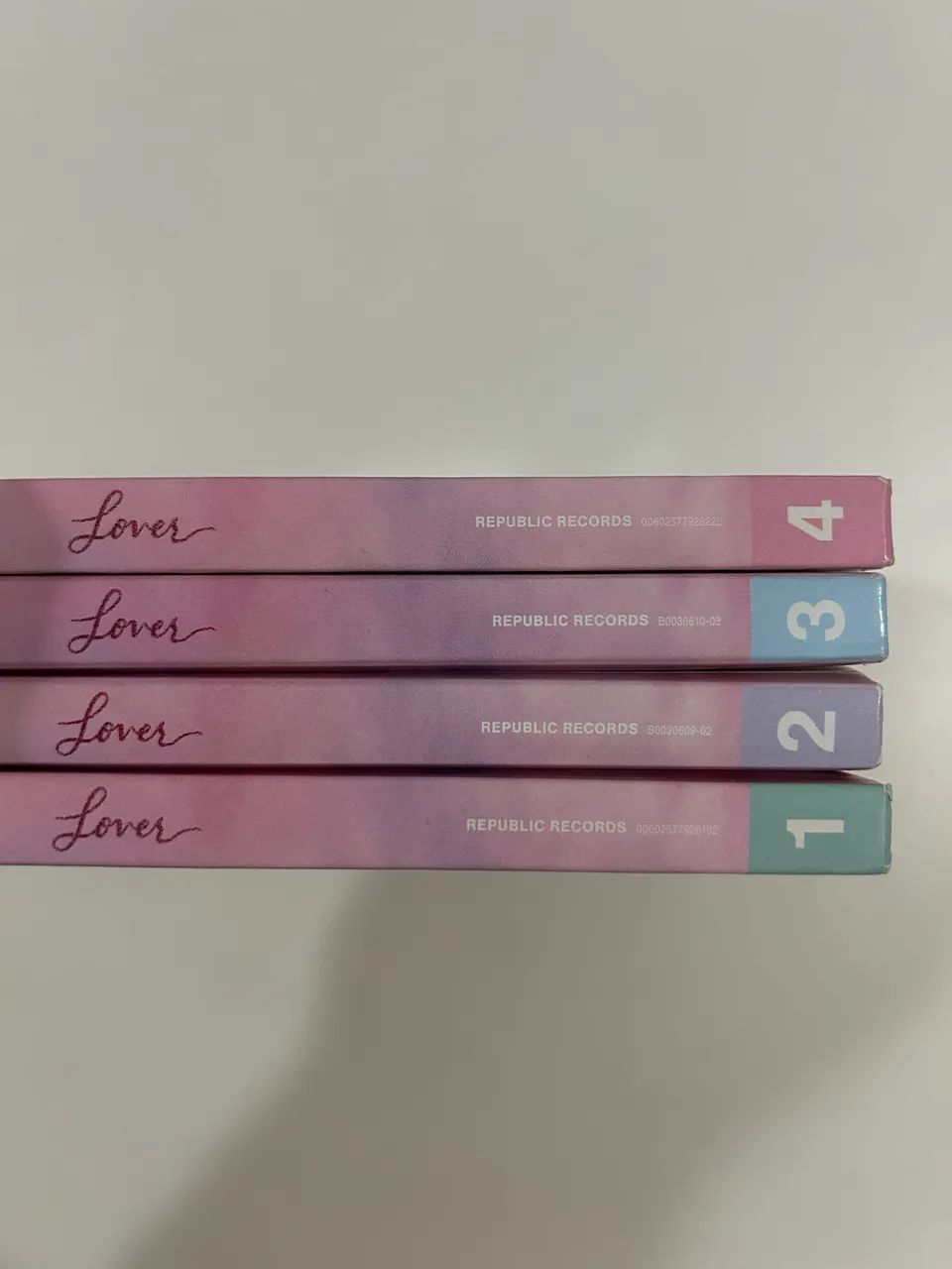 Lover Deluxe Edition - Taylor Swift - Foto 2