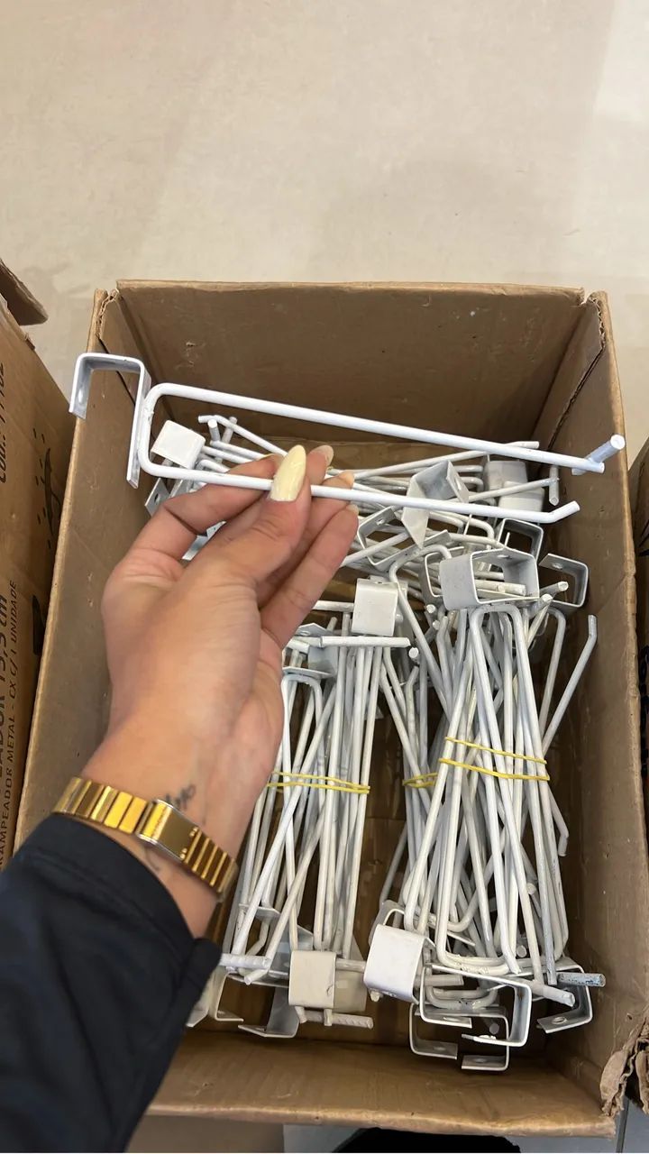 Ganchos para gancheiras 15cm branco c/ porta preço 