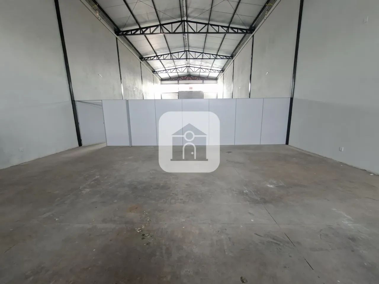 Galpão comercial para locação no bairro Daniel Fonseca - Foto 4