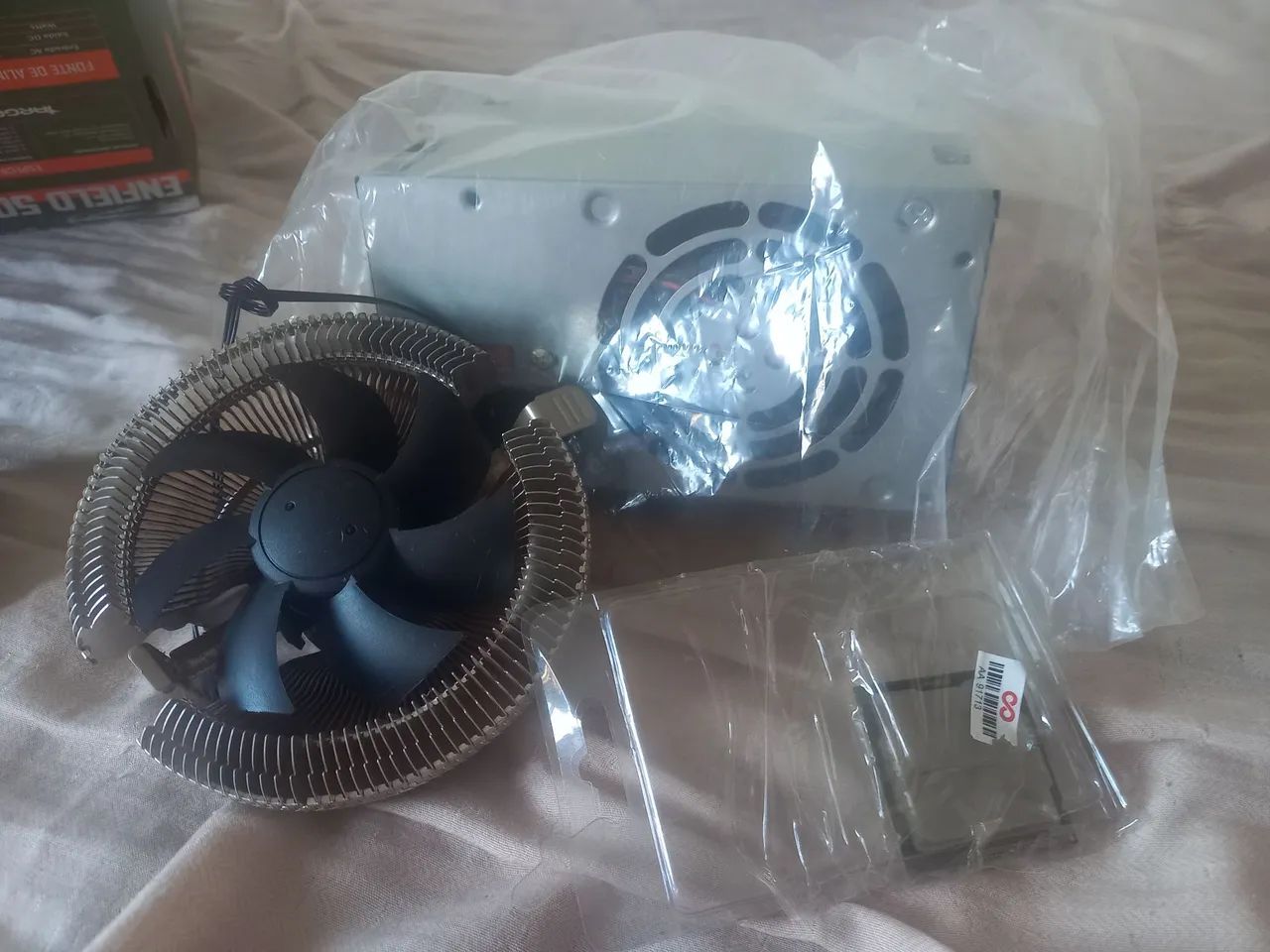Processador I5 2400, Fonte 230W e Cooler Intel.