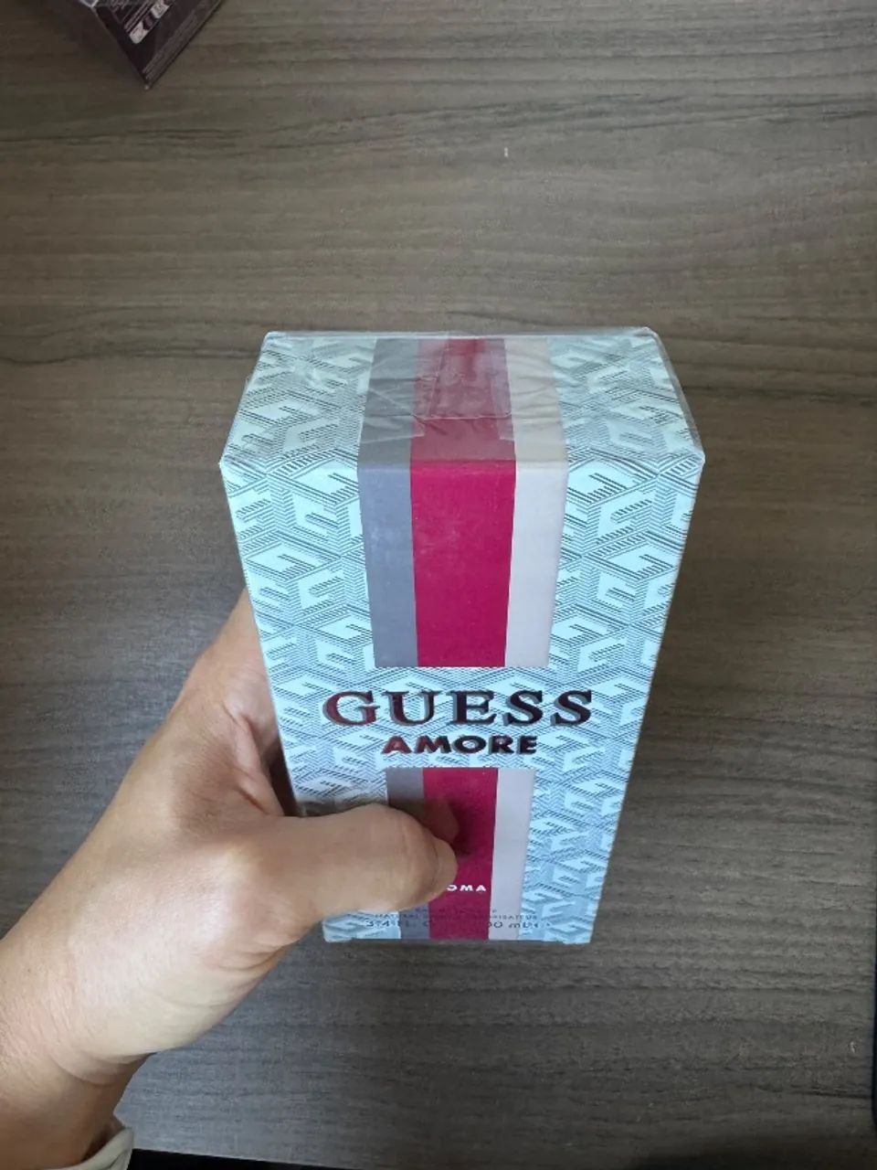 Perfume Amore Roma Unisex da Guess 100 ml - Lacrado - Foto 2