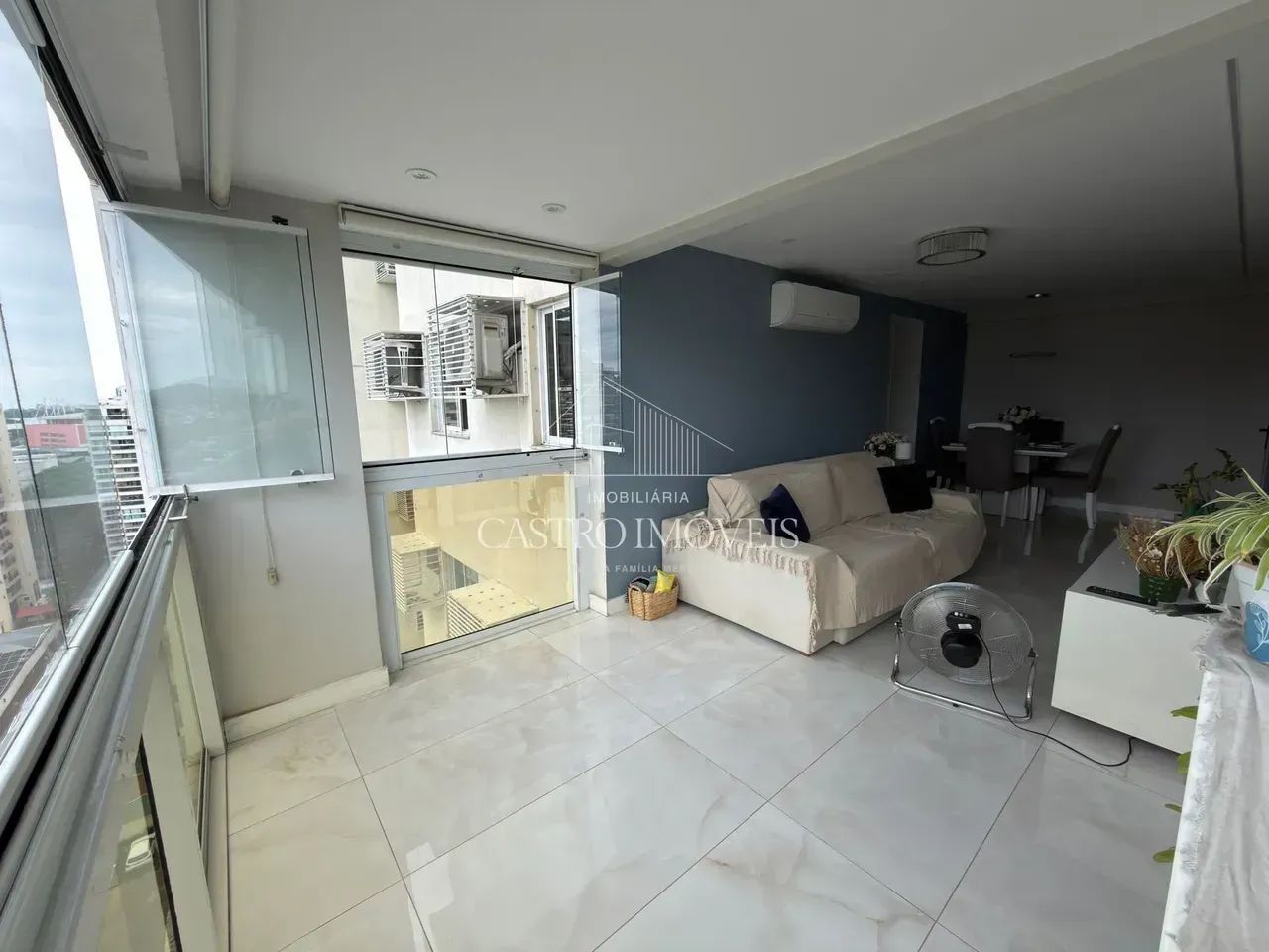 Apartamento de 3 quartos - 78m² - Condomínio Estrelas