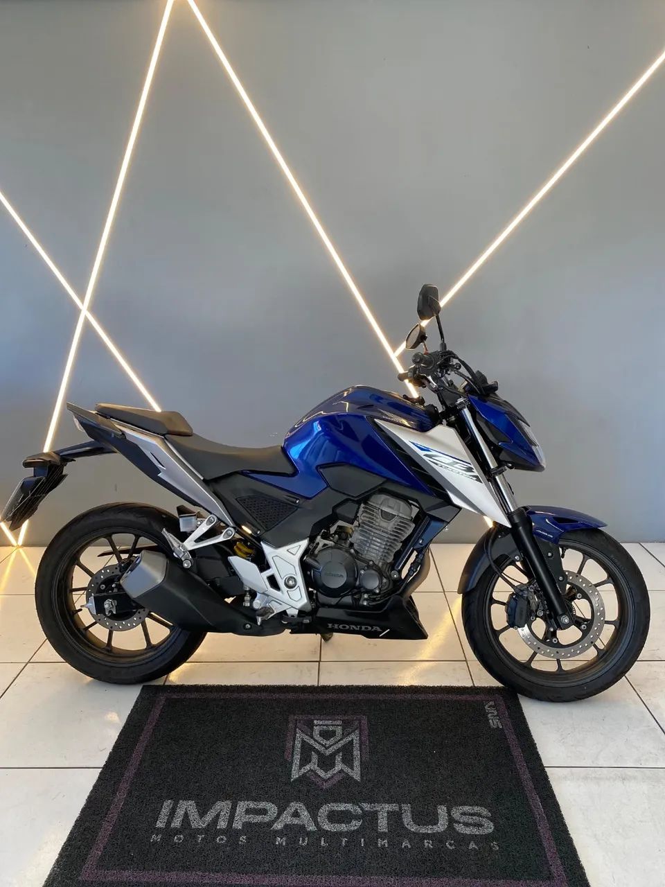 HONDA CB300F ABS 2026 - Foto 2
