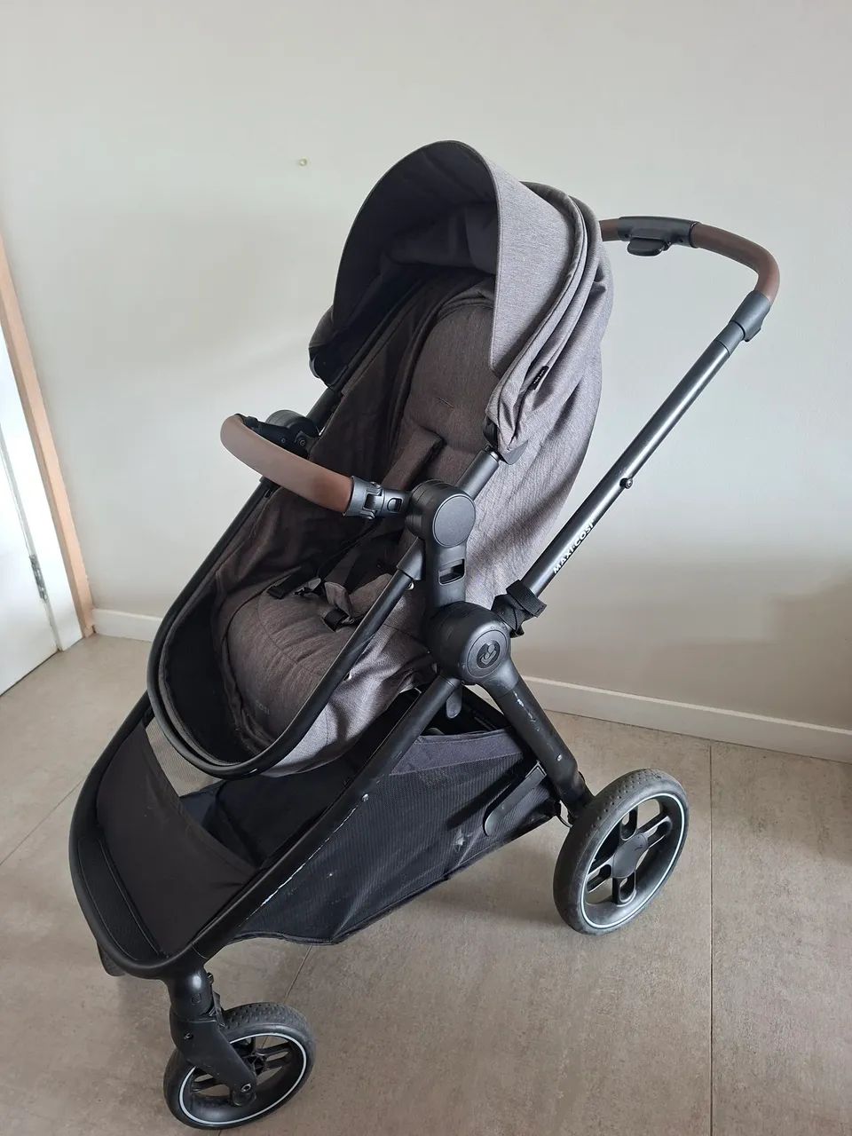 Carrinho de bebê Anna 3 - Maxi-Cosi