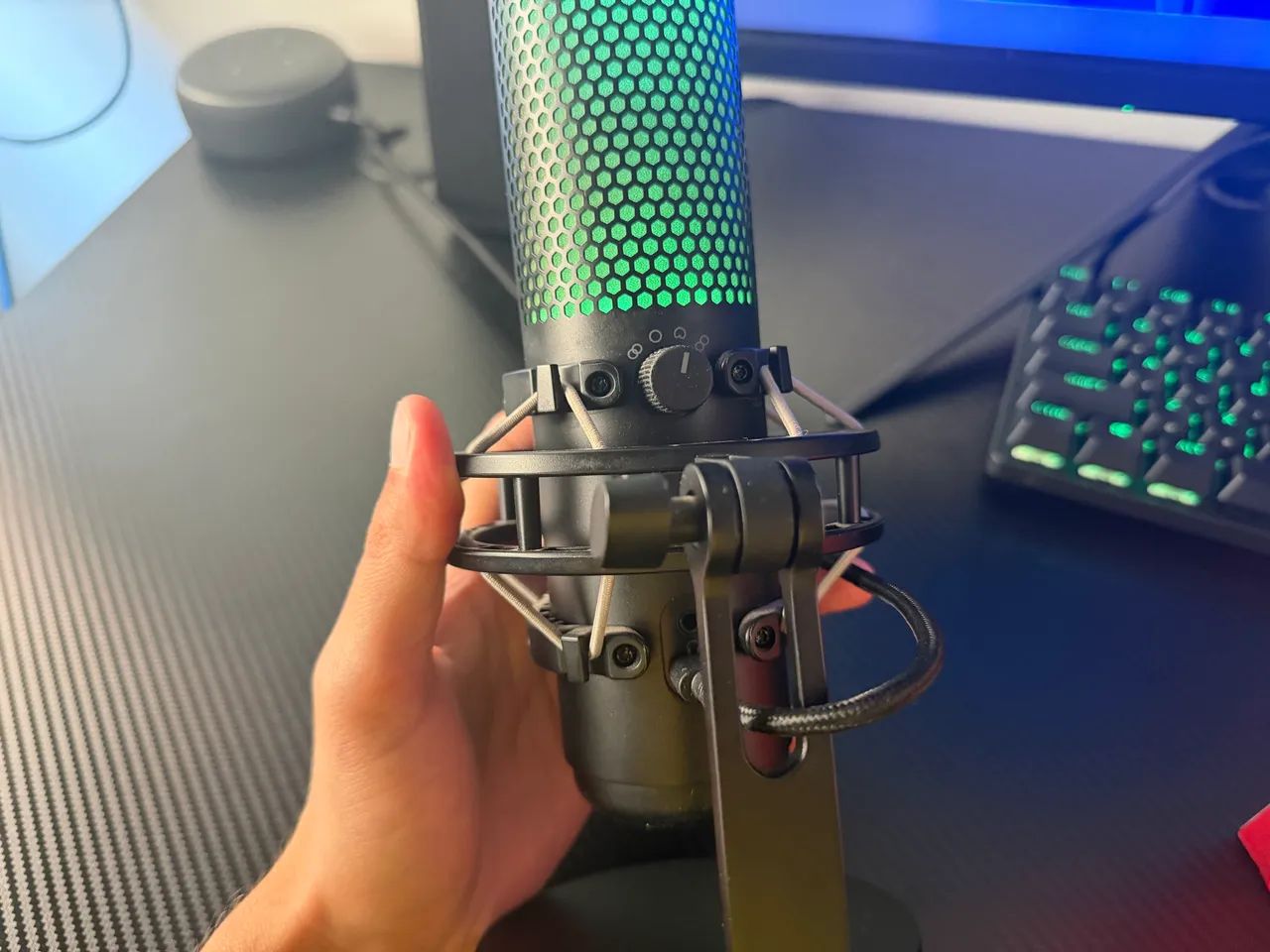 Microfone Hyperx Quadcast S  - Foto 2