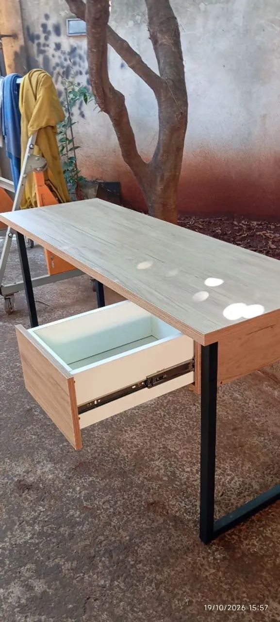 Mesa de escritório 