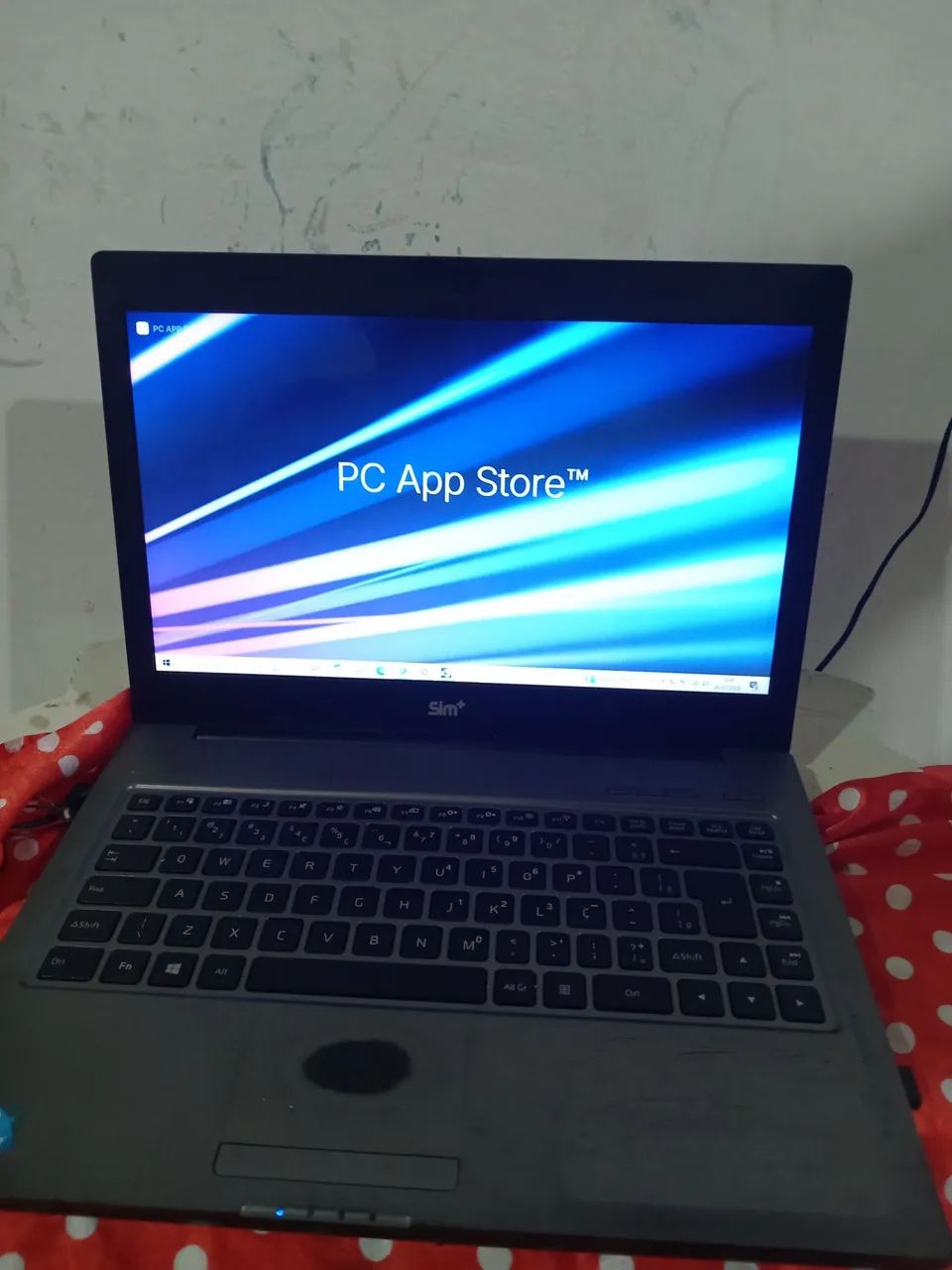 Vendo um notebook 