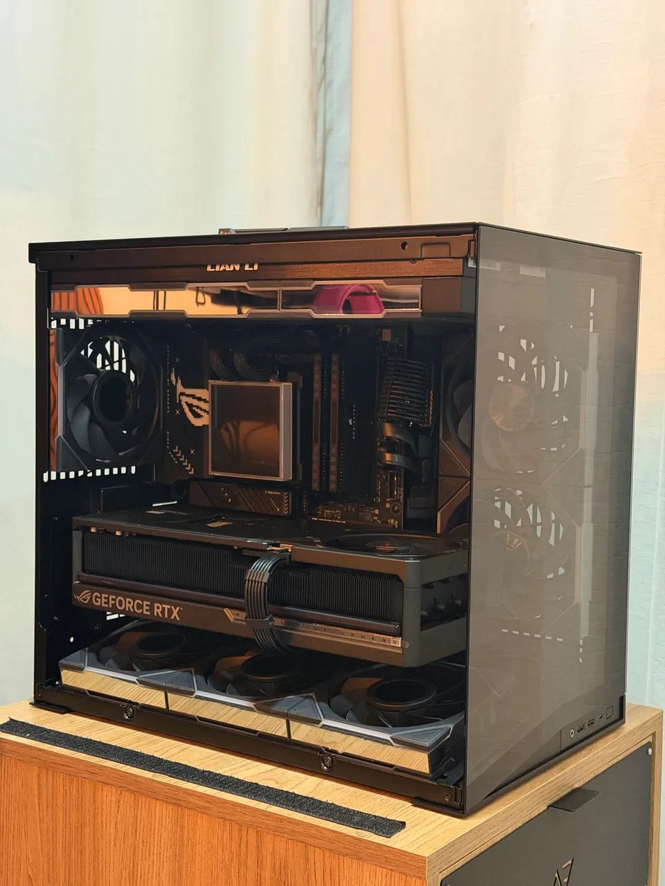 PC Gamer High-End Ryzen 9 9950X3D2 + 5080 ROG Astral - Foto 5