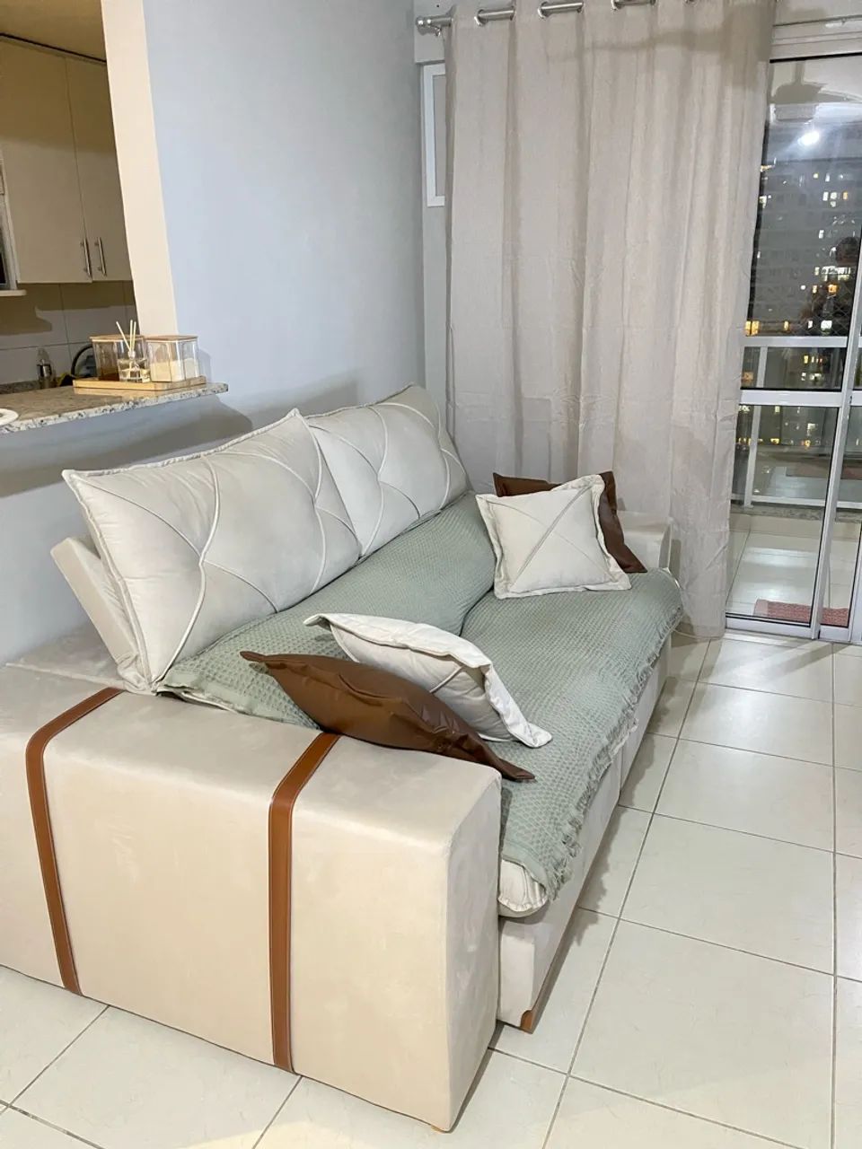 Vendo sofá muito novo - Foto 2