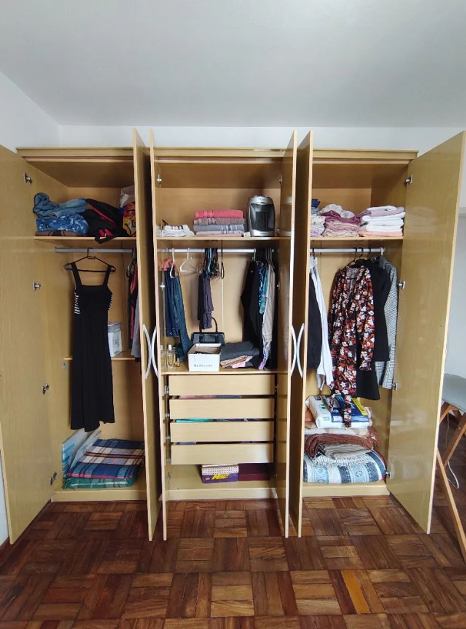 Guarda roupa casal 6 portas  - Foto 2
