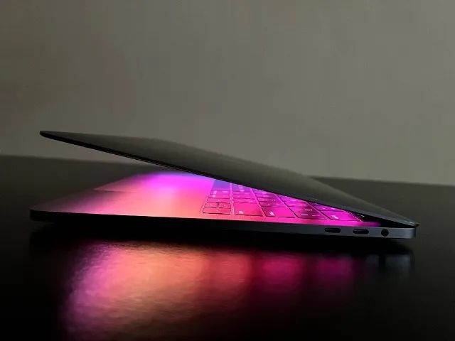 MacBook Pro 2019 16GB 1TB - Foto 5