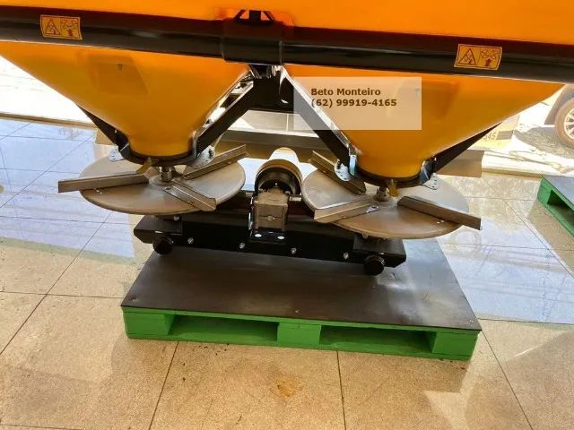 Distribuidor de adubo e semente Double 1300  |JF |  -Novo - Foto 2
