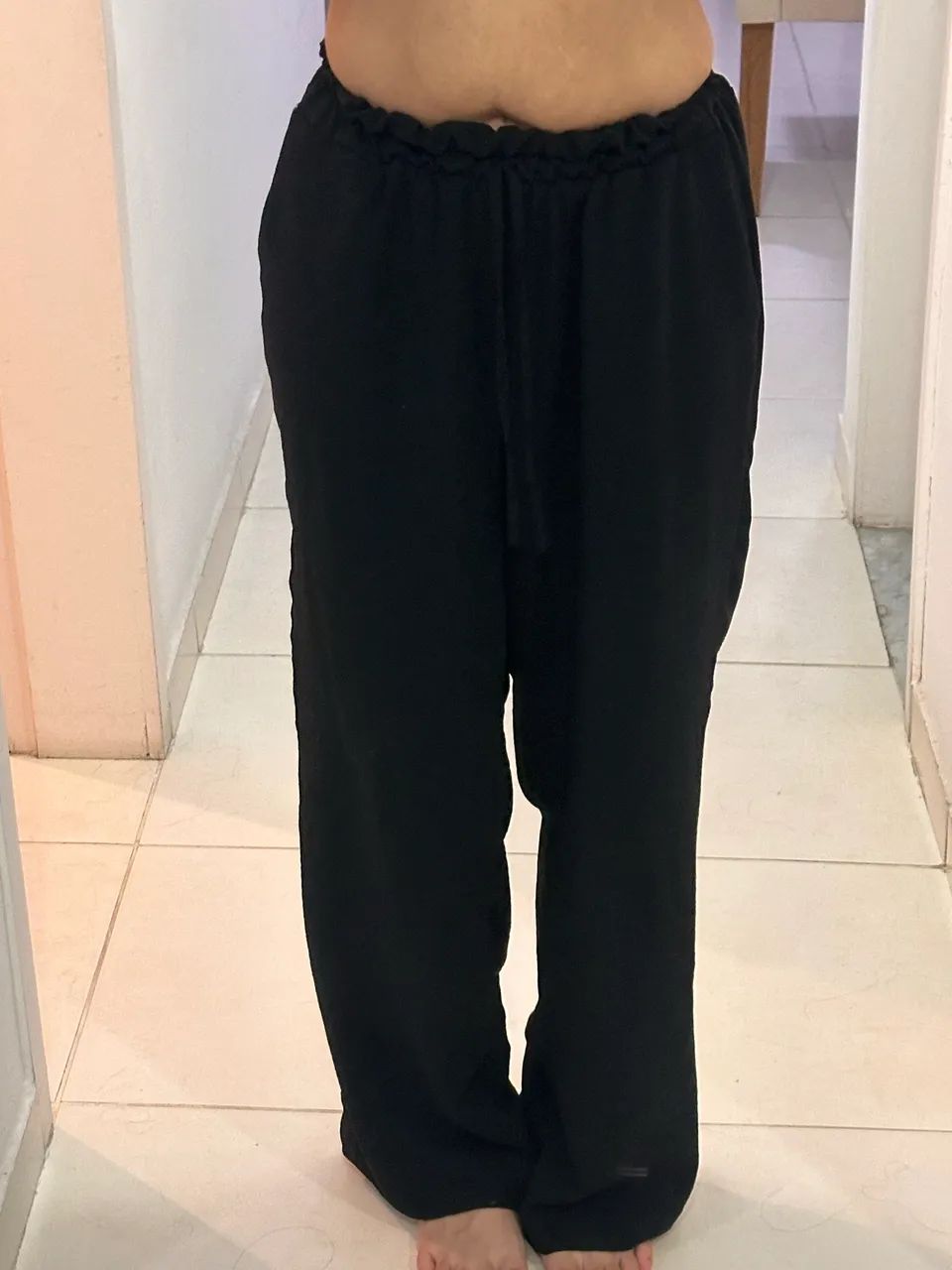     Calça Pantalona Feminina Preta  - Foto 2