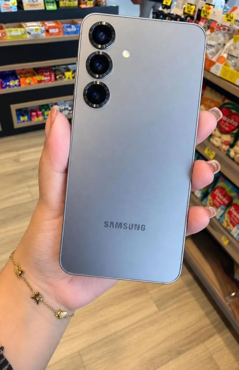 Galáxia S25 256gb-R$3.600