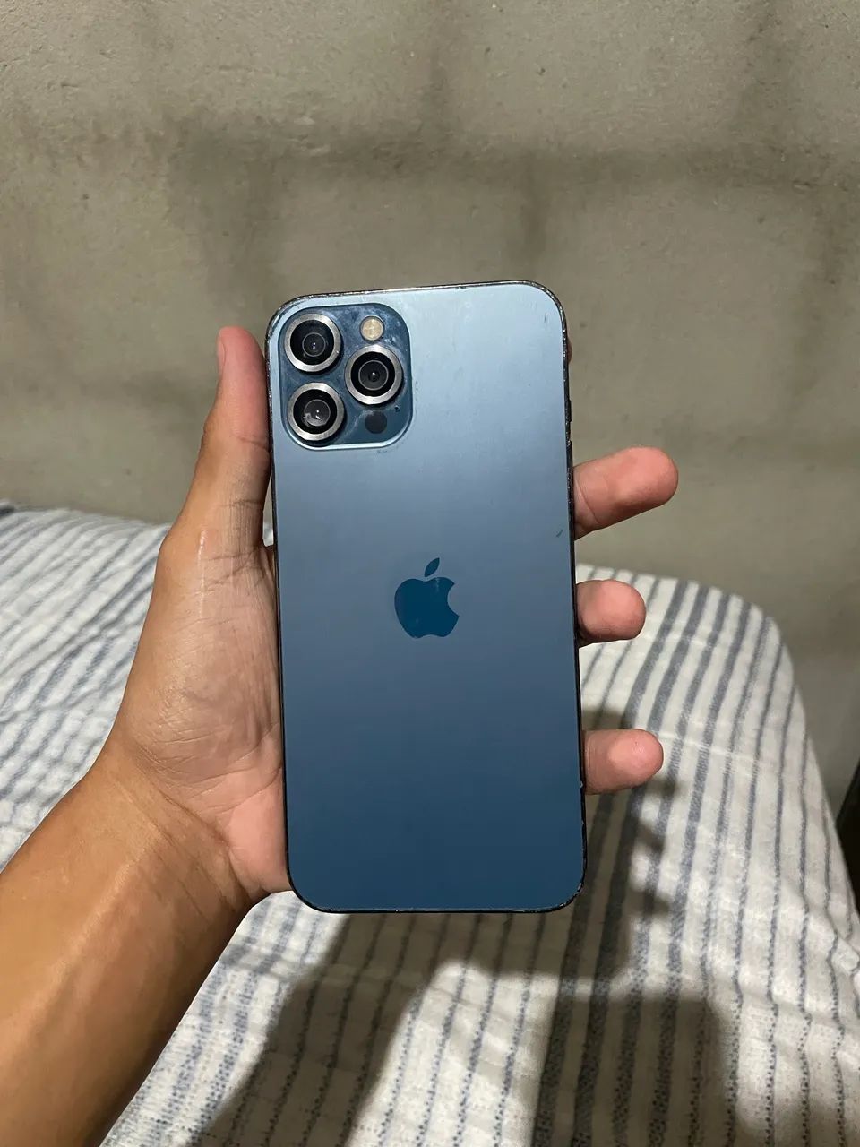 iPhone 12 Pro Max - Celulares e Smartphones - Dix-Sept Rosado