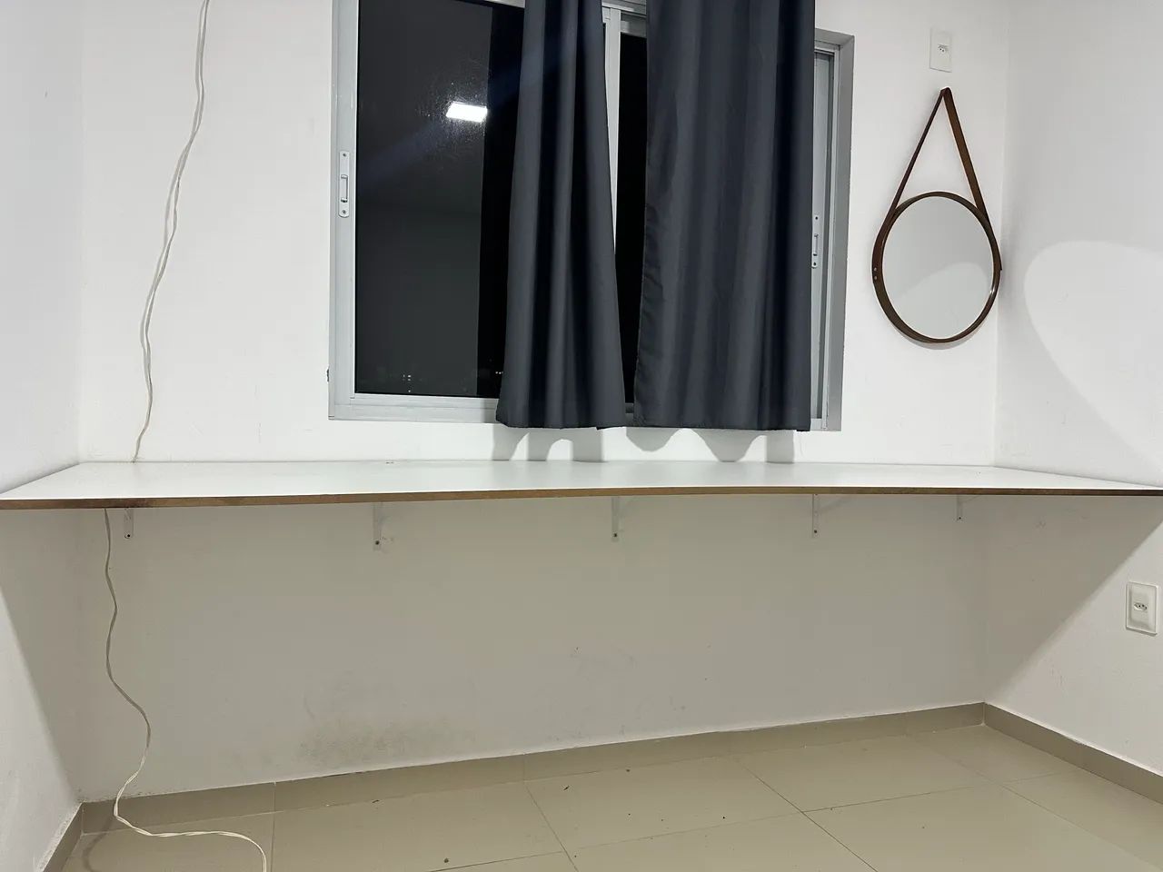 Mesa MDF, Tábua MDF com mão francesa 