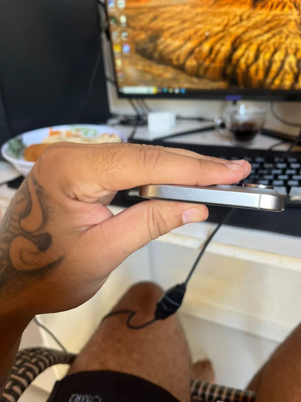 IPHONE 15 PRO MAX 256gb COM CAIXA - Foto 2