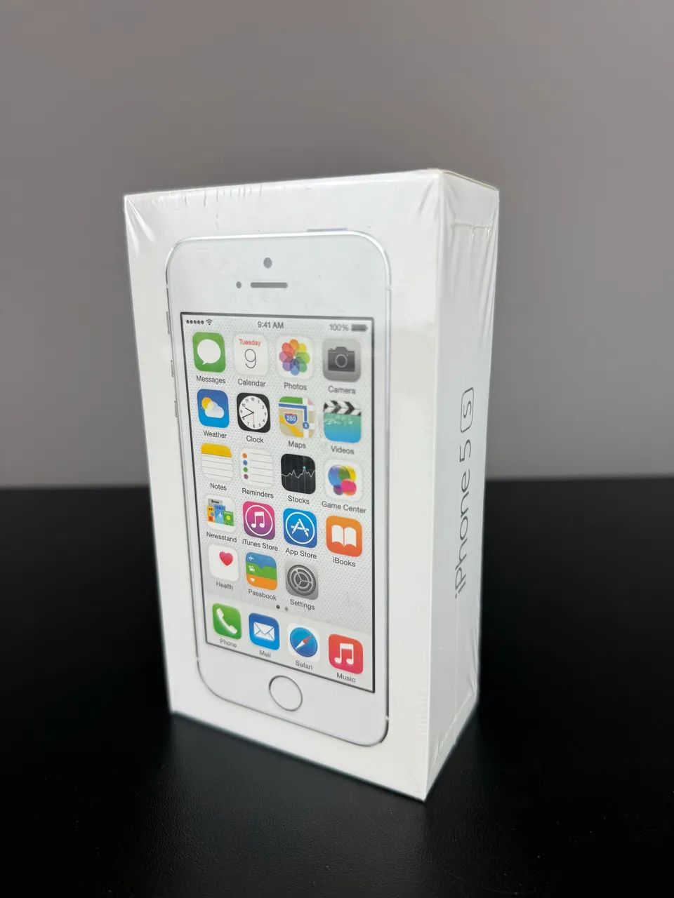 iPhone 5s Silver Lacrado Item Colecionador - Celulares e