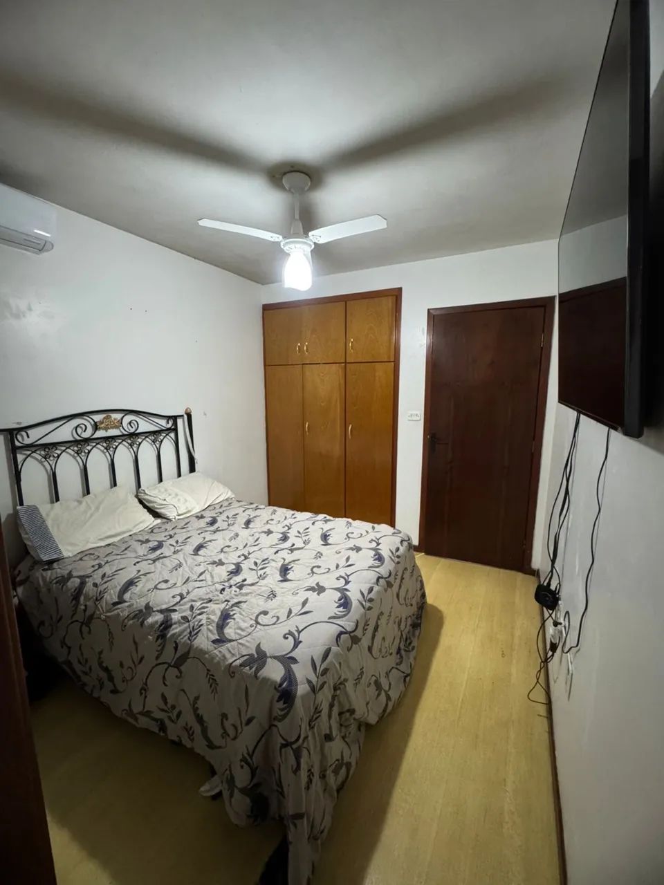 Cama de casal com cabeceira de ferro  - Foto 2