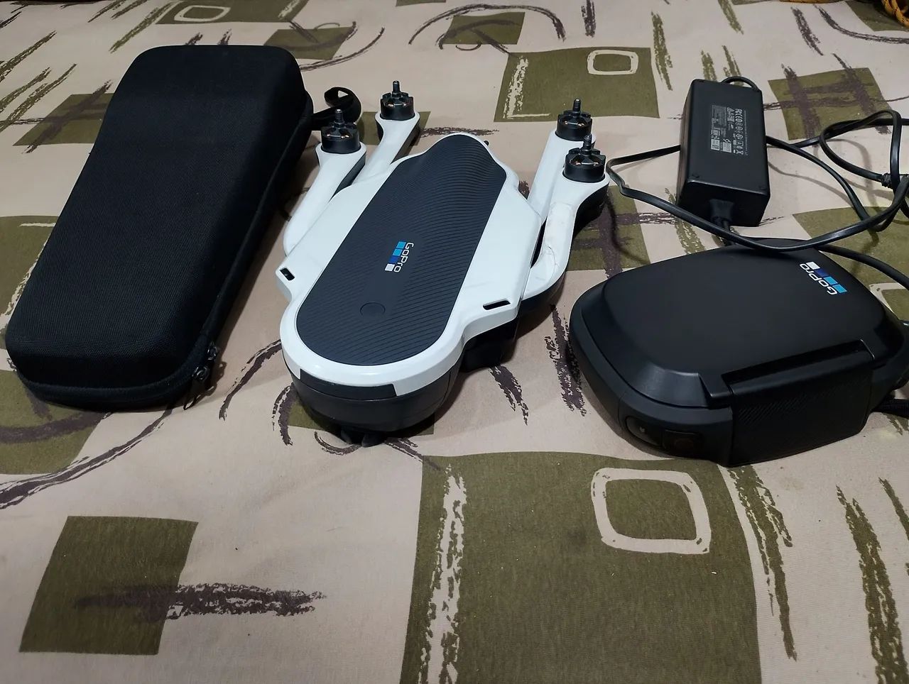 RELÍQUIA!!! DRONE KARMA GOPRO!! PRA LEVAR LOGO!!