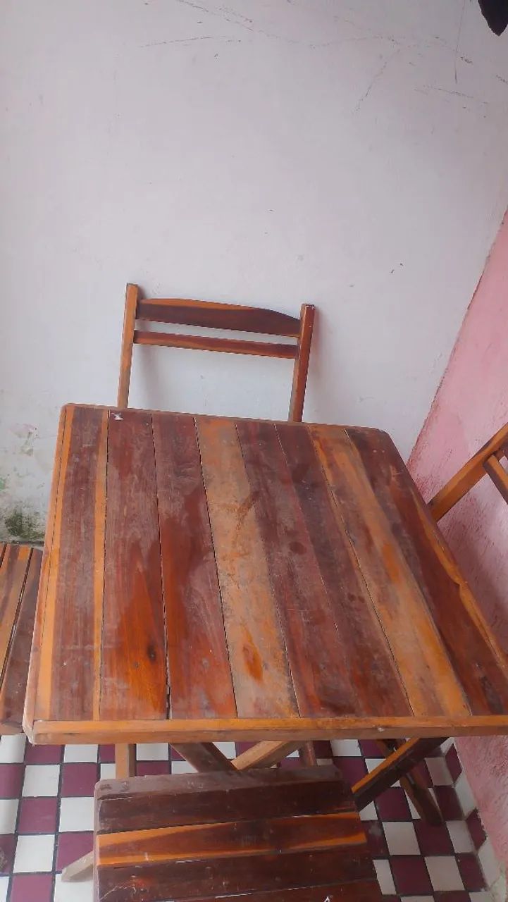 CONJUNTO DE MESA DE MADEIRA  - Foto 5