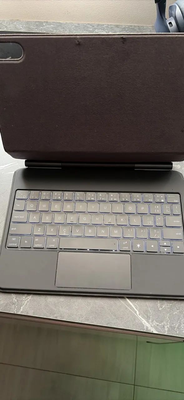 Magic Keyboard ipad 10/11 - Foto 2