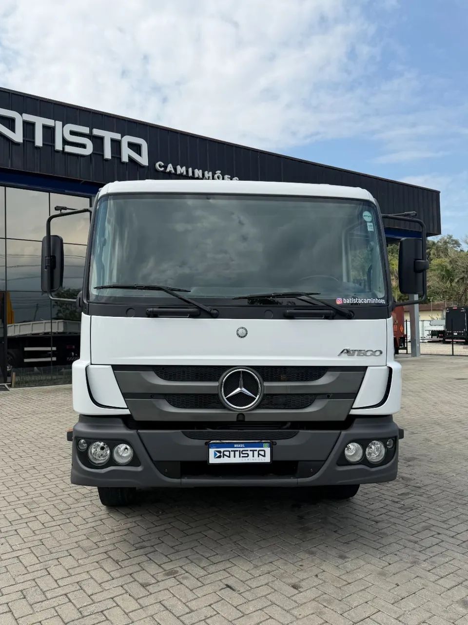 Atego 1419 2p (diesel) (E5) - Foto 2