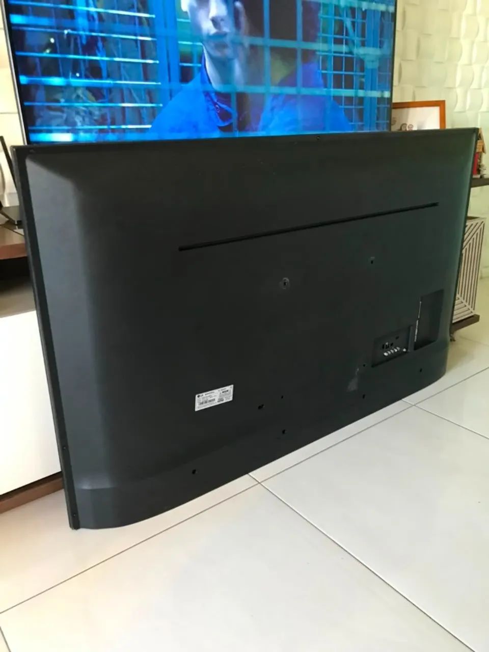TV LG (60 Polegadas - Defeito no LED) - Foto 2