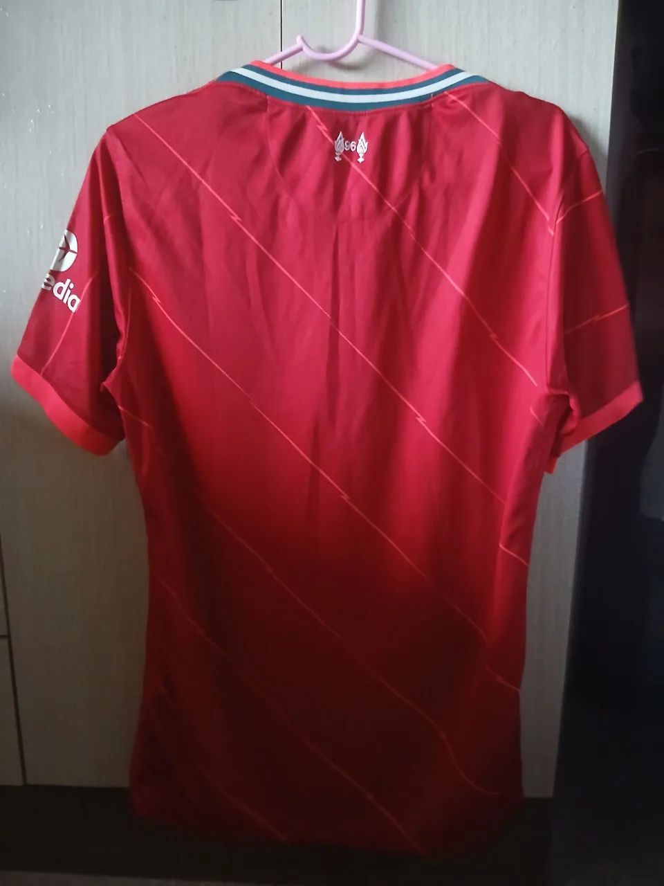 Camisa Liverpool versão torcedor original 21/22 - Foto 2